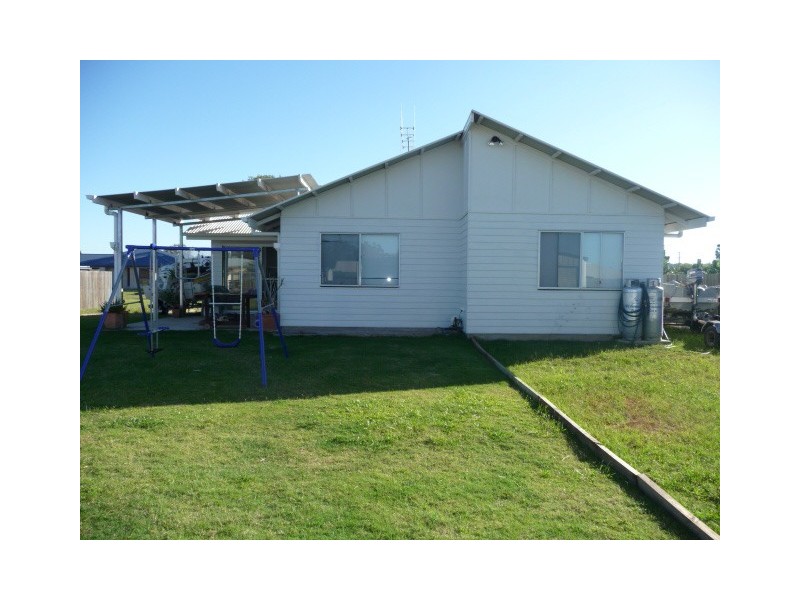 64  Fyshburn Dr, Cooloola Cove QLD 4580