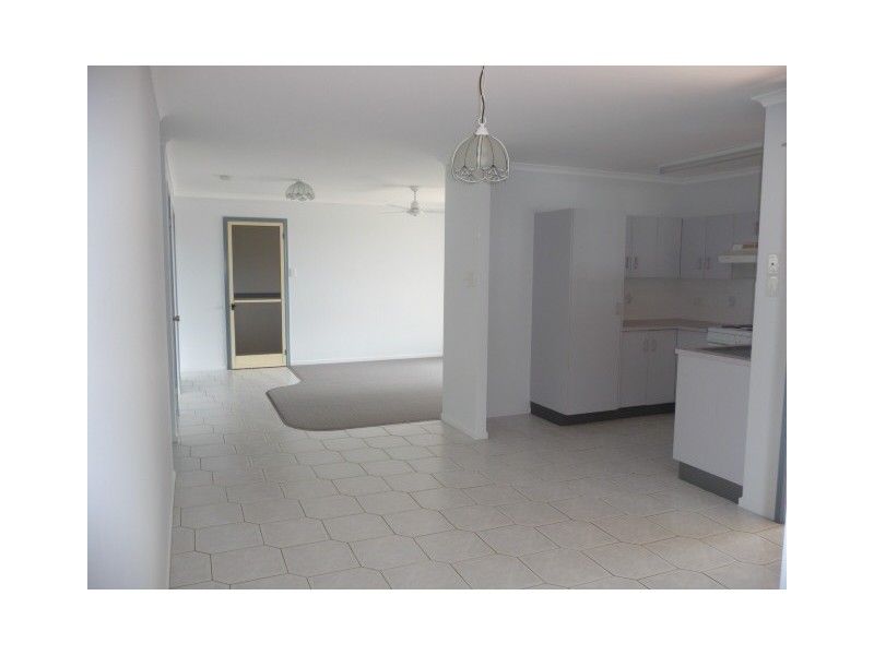 15 Luderick, Tin Can Bay QLD 4580