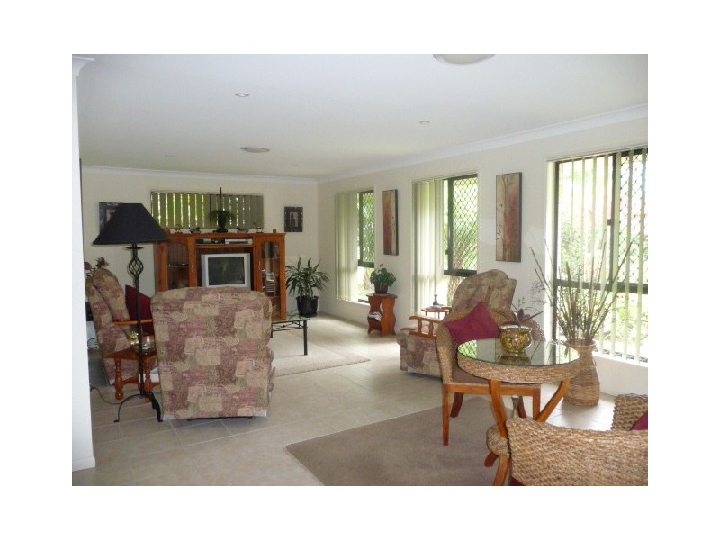 20 Ark Royal Drive, Cooloola Cove QLD 4580