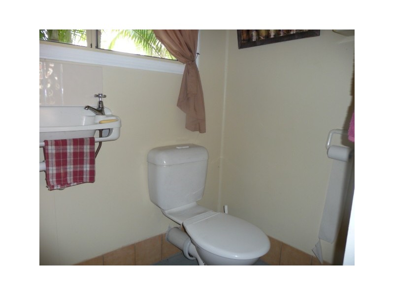 20 Ark Royal Drive, Cooloola Cove QLD 4580