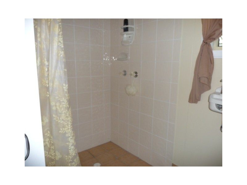 20 Ark Royal Drive, Cooloola Cove QLD 4580