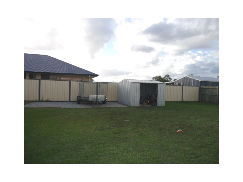 4 Mariposa Pl, Cooloola Cove QLD 4580
