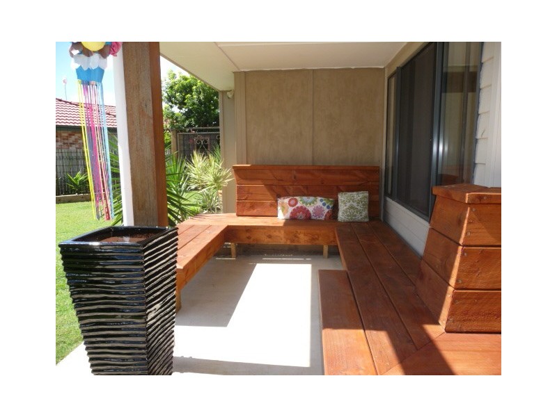 9 Acacia Street, Tin Can Bay QLD 4580