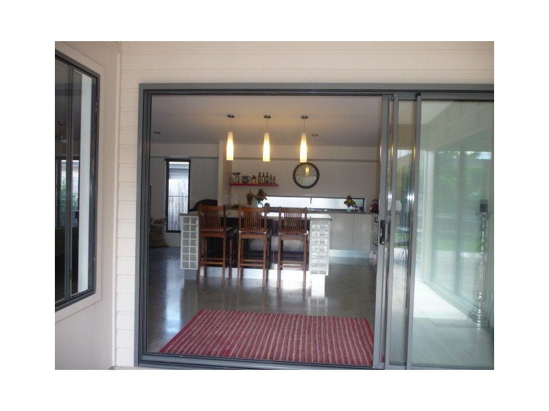 9 Acacia Street, Tin Can Bay QLD 4580