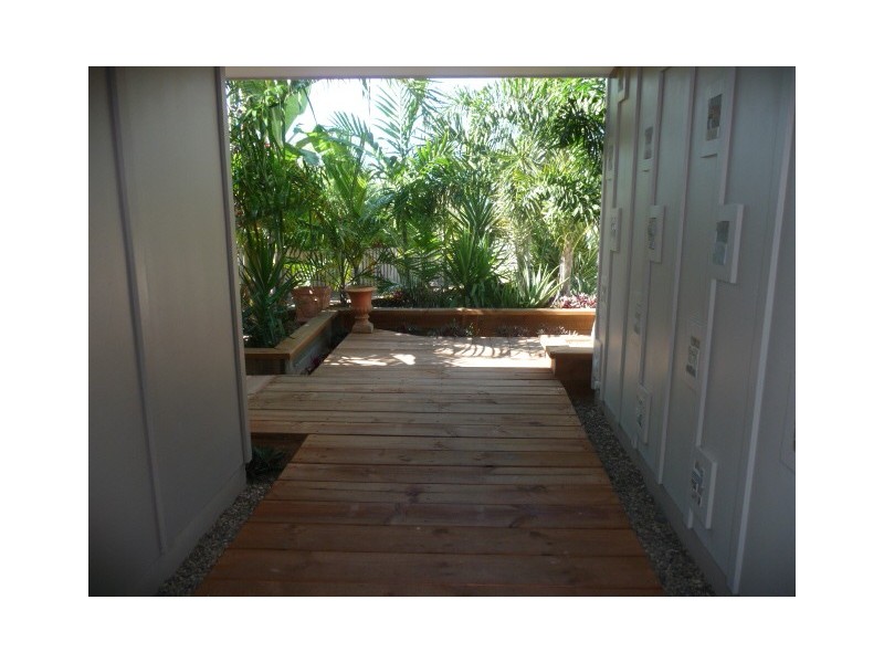 9 Acacia Street, Tin Can Bay QLD 4580