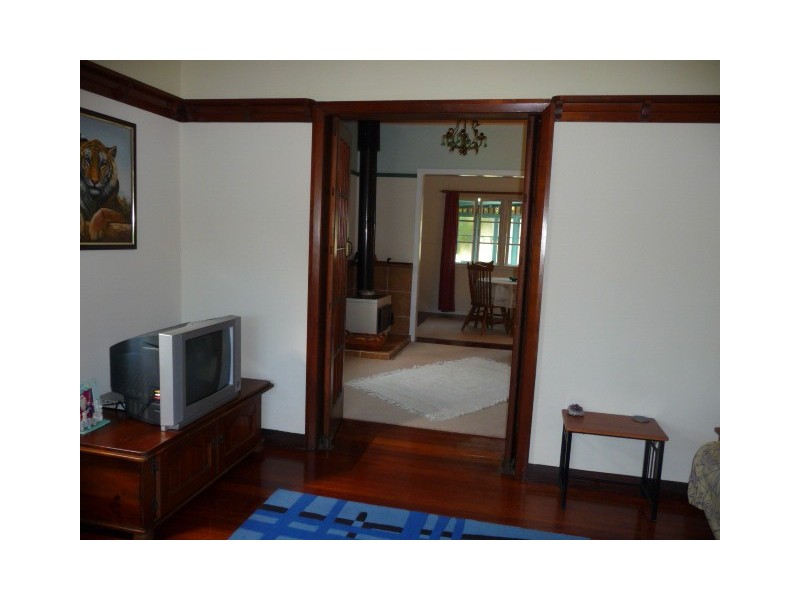 25  Discovery Dr, Cooloola Cove QLD 4580