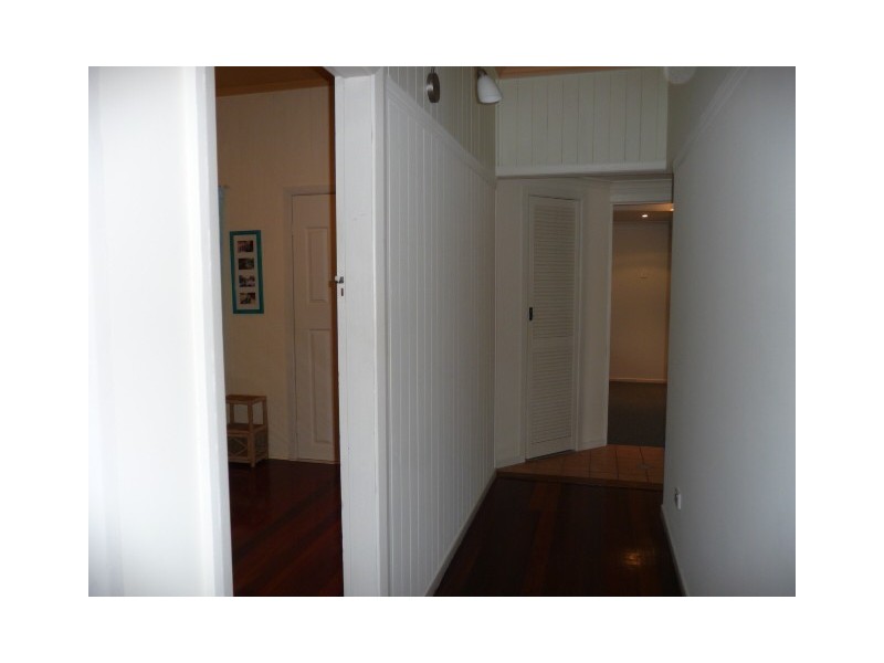 25  Discovery Dr, Cooloola Cove QLD 4580