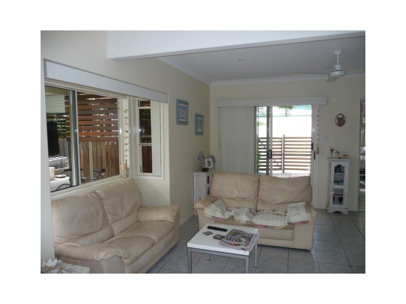 3/8 Mitchell Street, Tin Can Bay QLD 4580