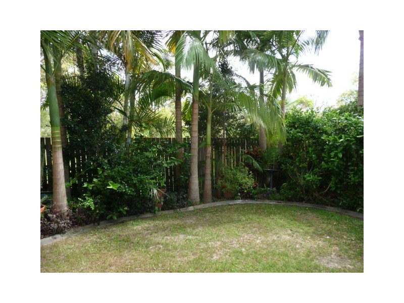 3/8 Mitchell Street, Tin Can Bay QLD 4580