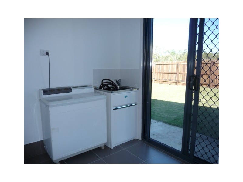3 Aqua Place, Tin Can Bay QLD 4580