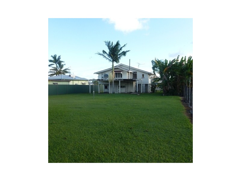 13 Whiting St, Tin Can Bay QLD 4580