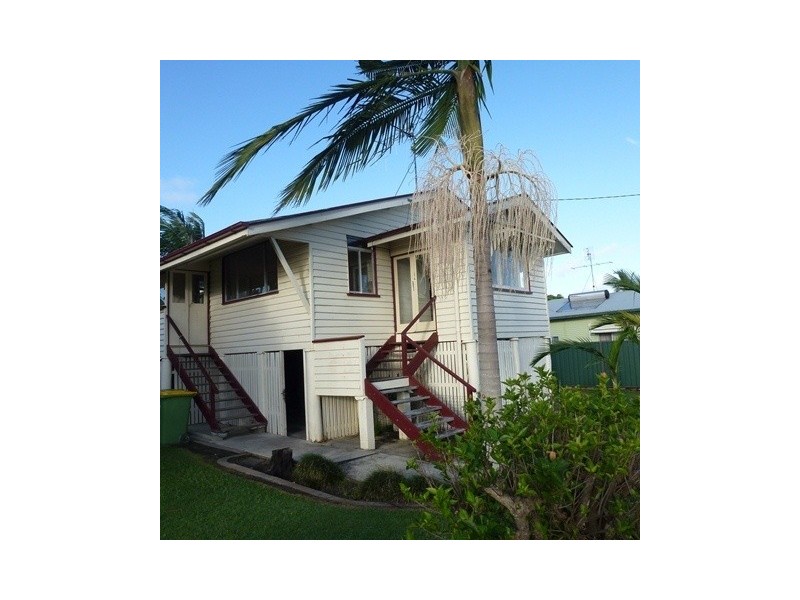 13 Whiting St, Tin Can Bay QLD 4580