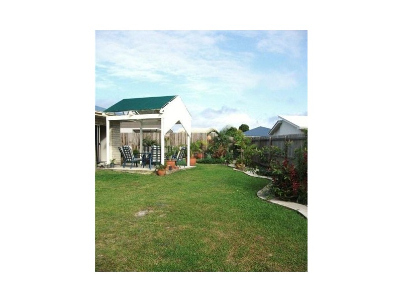 6 Dryandra Court, Tin Can Bay QLD 4580