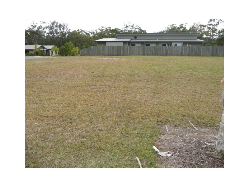 17 Sanctuary way, Cooloola Cove QLD 4580