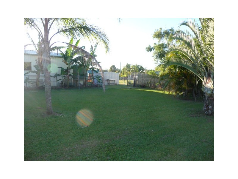 15 Marco Polo Dr, Cooloola Cove QLD 4580