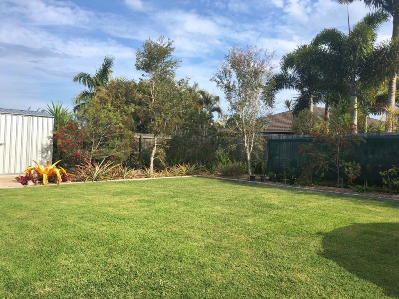 12 Callistemon Cresent, Tin Can Bay QLD 4580