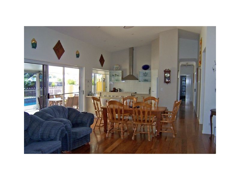 25 ELANDA CRT, Tin Can Bay QLD 4580