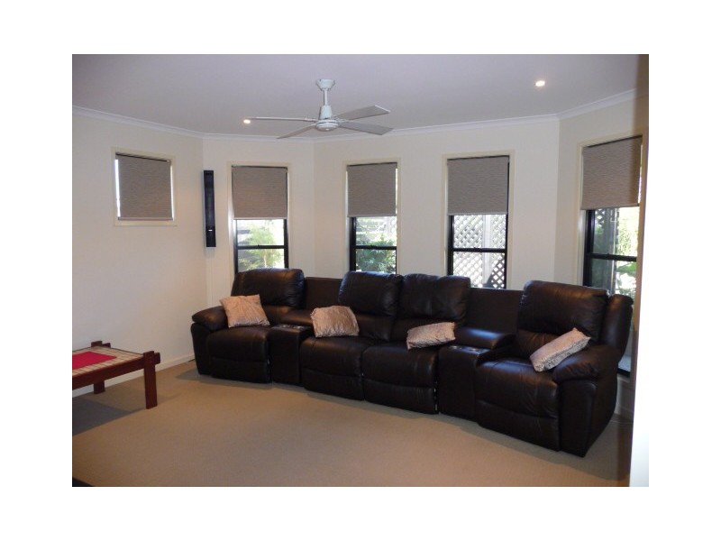 7 Sanctuary Way, Cooloola Cove QLD 4580