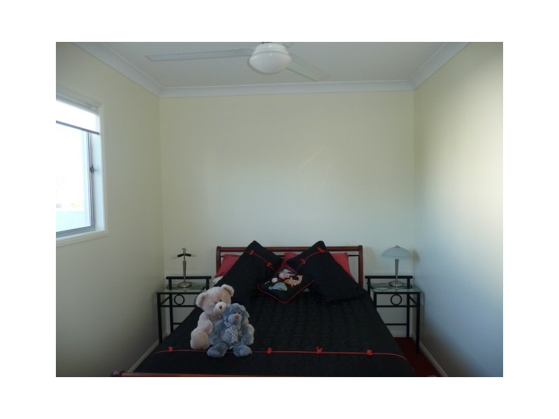 9 Whiting St, Tin Can Bay QLD 4580