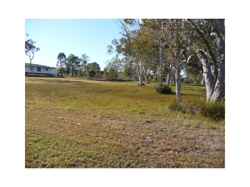 7 Endeavour Dr, Cooloola Cove QLD 4580