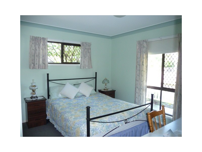 11 Beagle Ave, Cooloola Cove QLD 4580