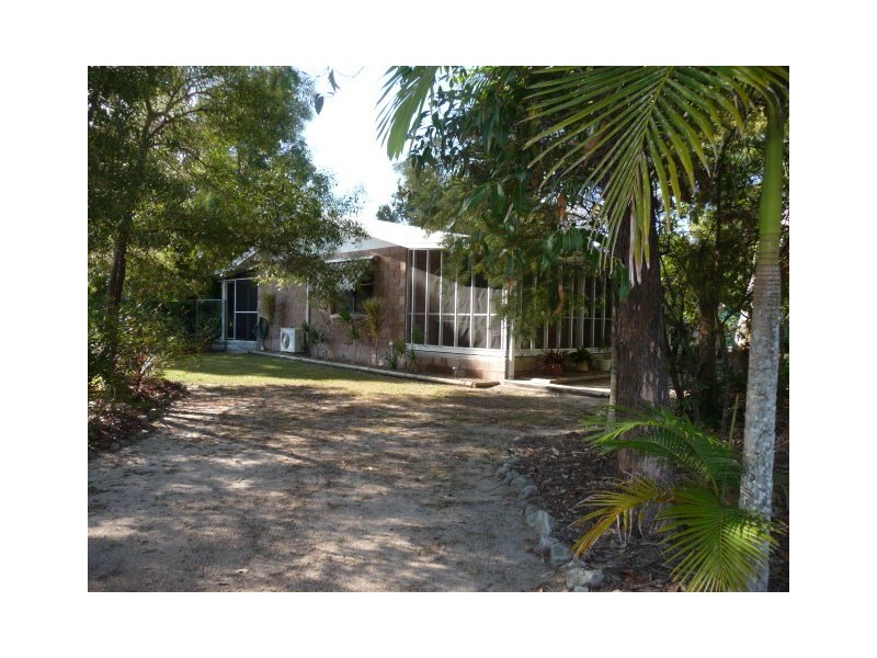 6 Doric Court, Cooloola Cove QLD 4580