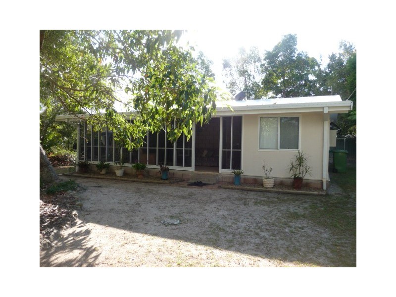 6 Doric Court, Cooloola Cove QLD 4580