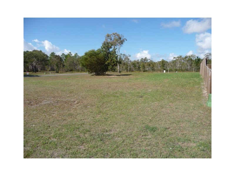 1 Aqua Place, Tin Can Bay QLD 4580