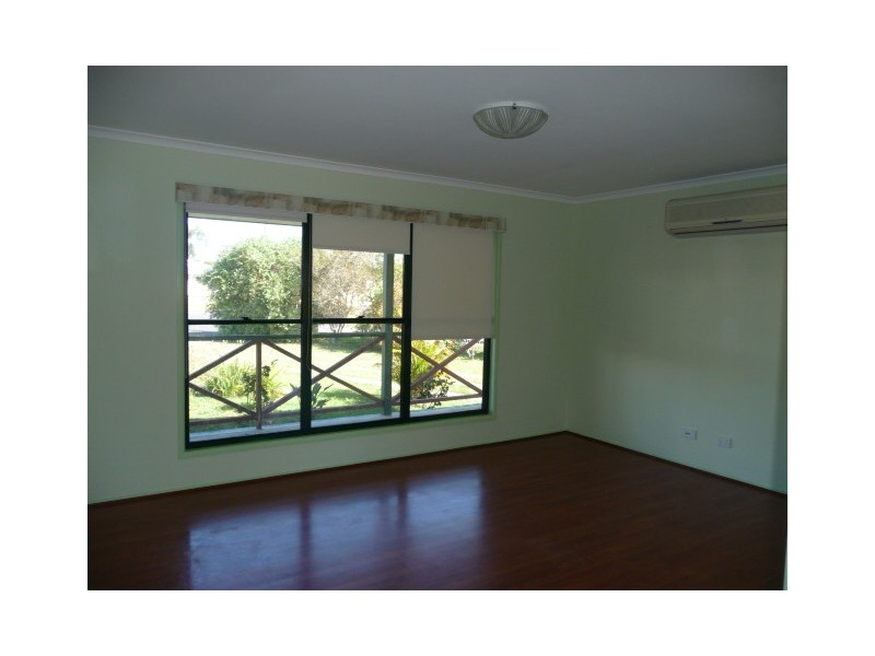 8 Gypsy Ct, Cooloola Cove QLD 4580