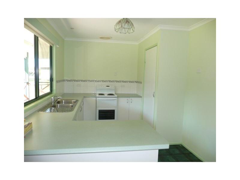 8 Gypsy Ct, Cooloola Cove QLD 4580