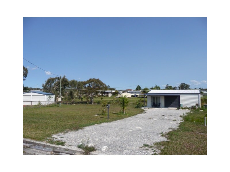 8 Norfolk Ct, Cooloola Cove QLD 4580