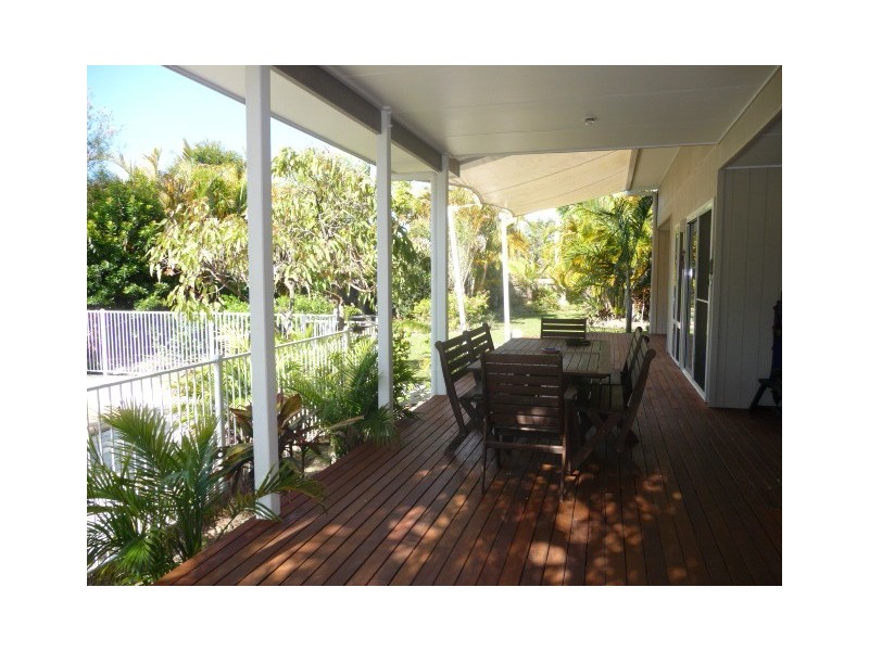 17 Batavia Court, Cooloola Cove QLD 4580