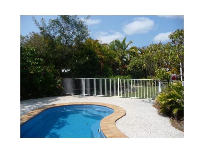 17 Batavia Court, Cooloola Cove QLD 4580
