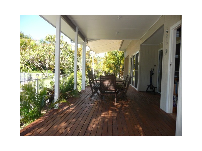 17 Batavia Court, Cooloola Cove QLD 4580