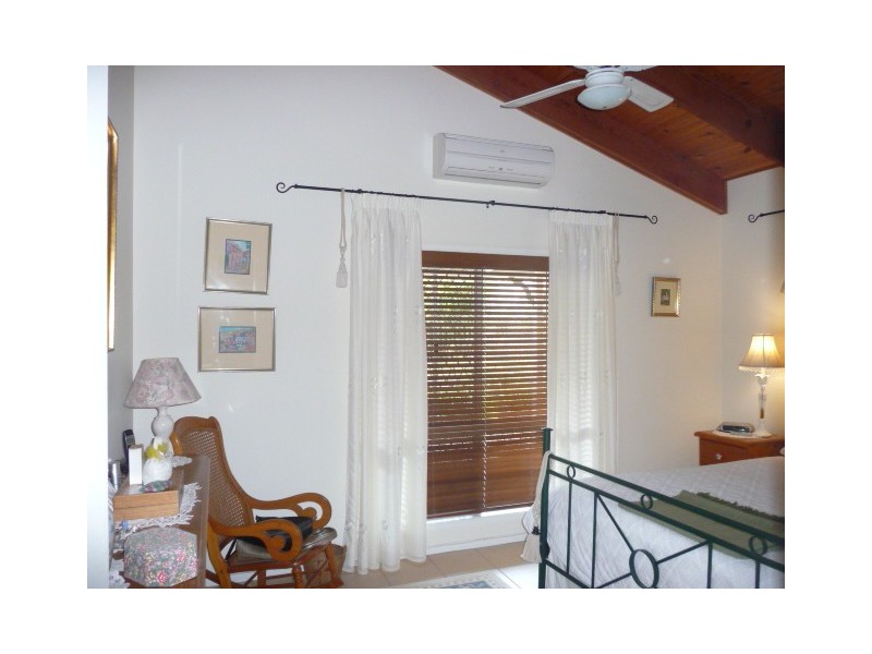 70 Endeavour Dr, Cooloola Cove QLD 4580
