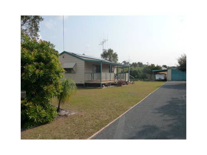 6 Victory Court, Cooloola Cove QLD 4580