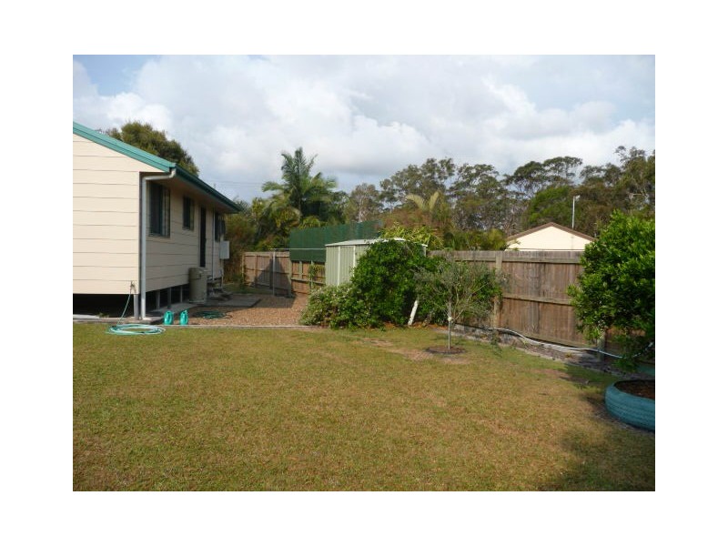 6 Victory Court, Cooloola Cove QLD 4580