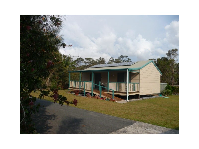 6 Victory Court, Cooloola Cove QLD 4580