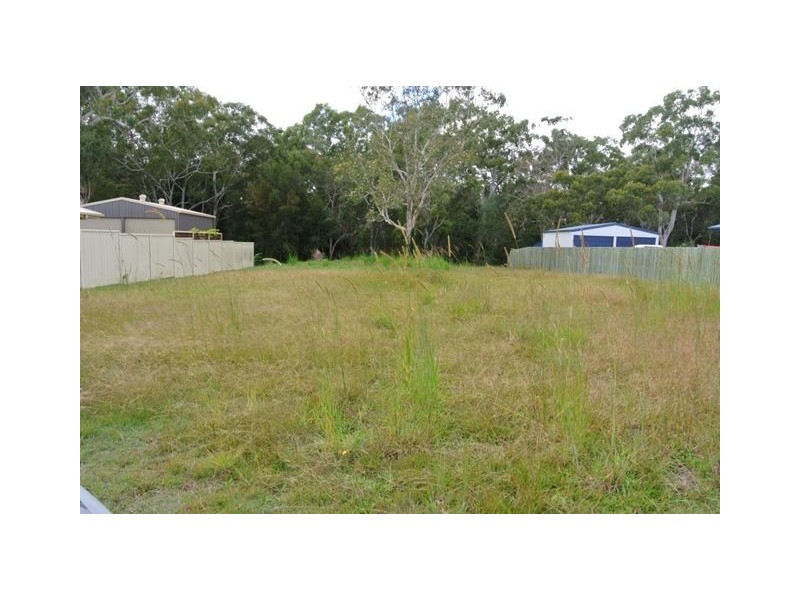 37 Fyshburn Drive, Cooloola Cove QLD 4580