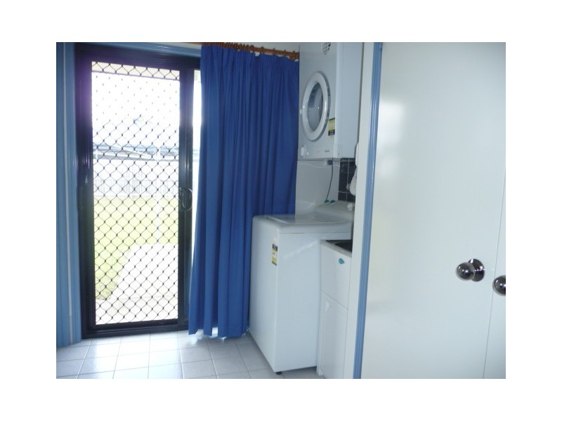 4 Isis Ct, Cooloola Cove QLD 4580