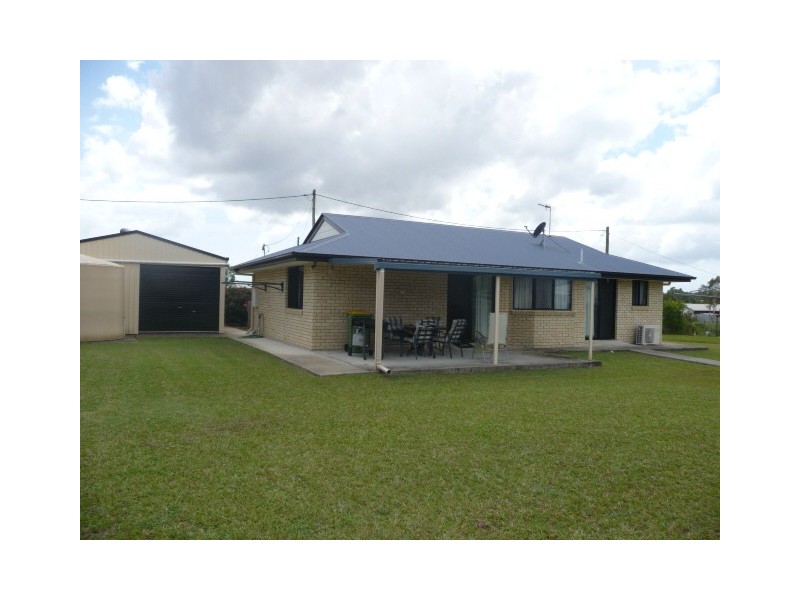 4 Isis Ct, Cooloola Cove QLD 4580