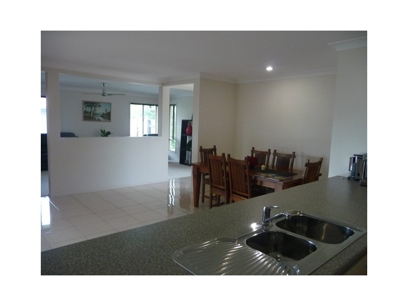 54 Creekside Esplanade, Cooloola Cove QLD 4580