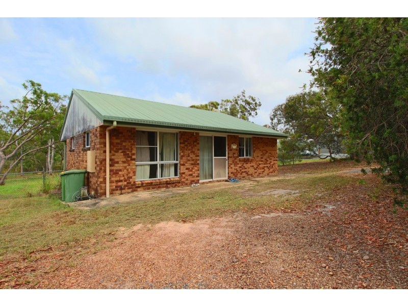 14 Queen Elizabeth Drive, Cooloola Cove QLD 4580