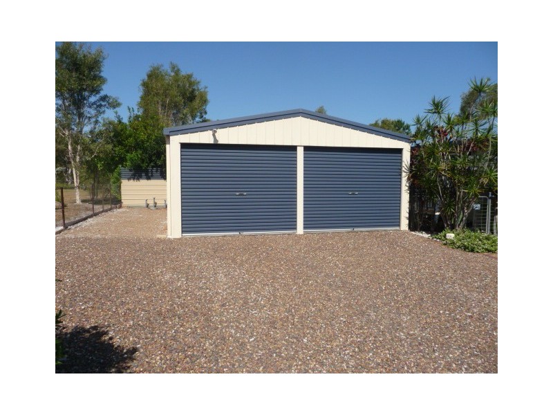 27 Queen Elizabeth Dr, Cooloola Cove QLD 4580