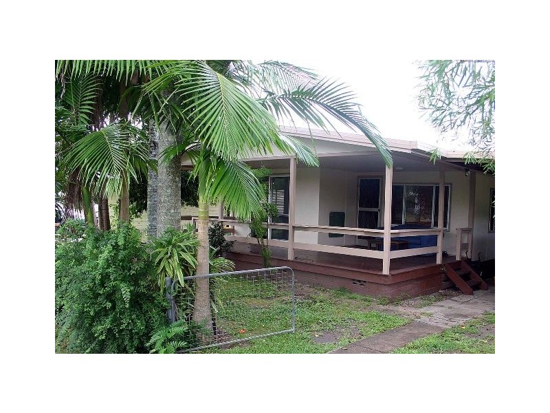 32 Tailor St, Tin Can Bay QLD 4580