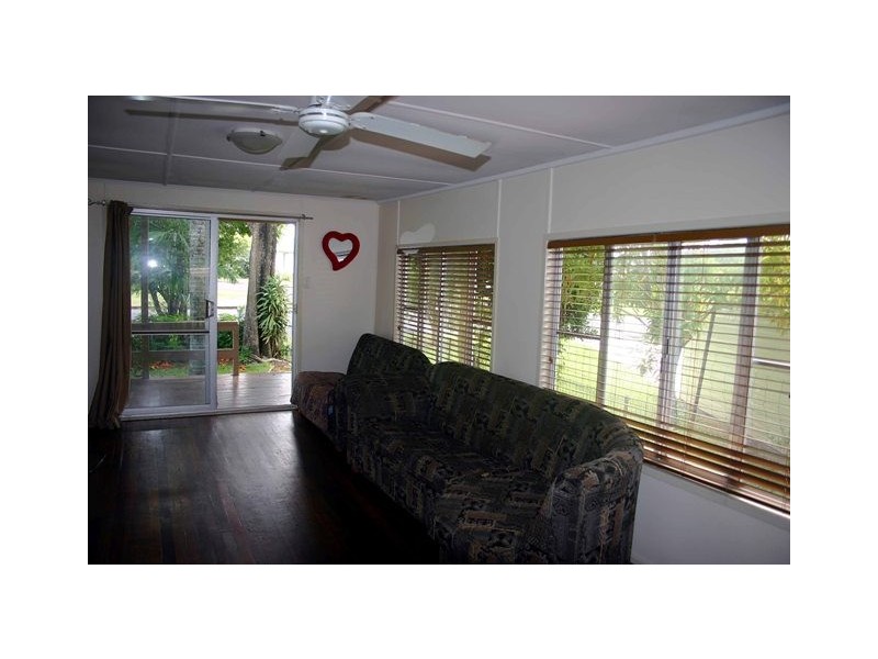 32 Tailor St, Tin Can Bay QLD 4580