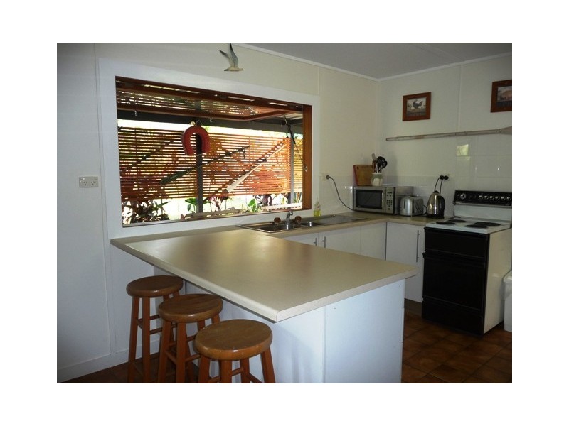 16 Mackeral St, Tin Can Bay QLD 4580