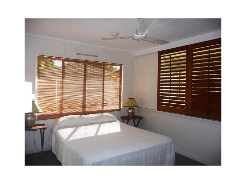 16 Mackeral St, Tin Can Bay QLD 4580