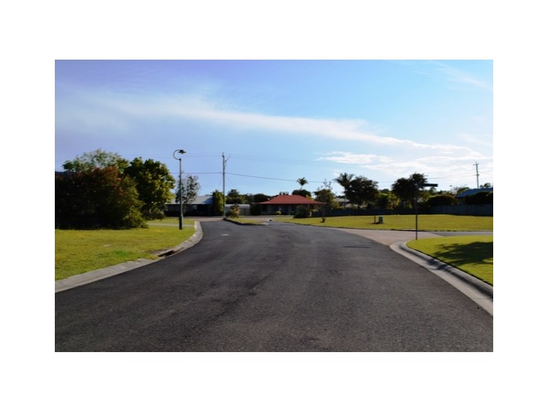 4 Banksia Ave, Tin Can Bay QLD 4580