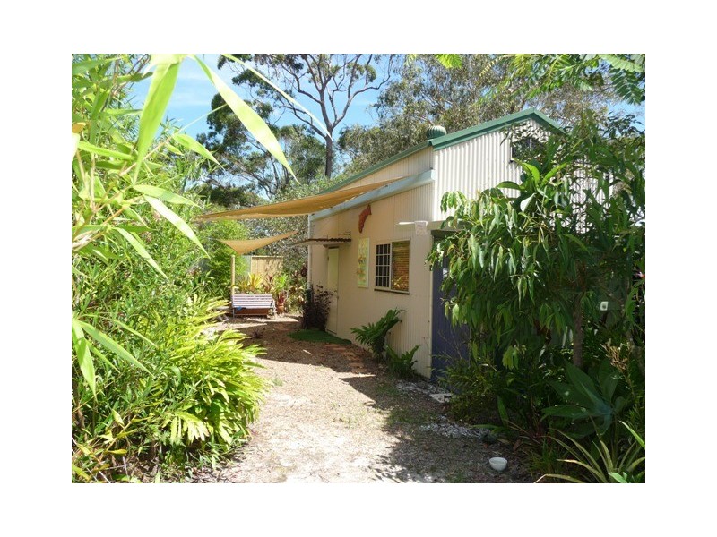 30  Seawitch Cres, Cooloola Cove QLD 4580